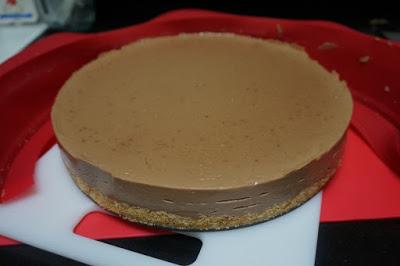 Tarta de turrón de chocolate con arroz inflado