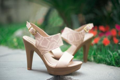Mis Looks - Tacones Nude + Cuerina & Denim Mis Looks - Tacones Nude + Cuerina & Denim