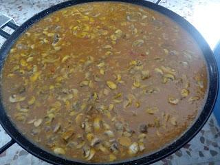 PAELLA DE MARISCO Y POLLO PARA 20 PERSONAS (TERCER AÑO DE LA WEB) PAELLA DE MARISCO Y POLLO PARA 20 PERSONAS (TERCER AÑO DE LA WEB)