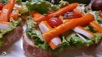 Tostadas con aguacates Tostadas con aguacates