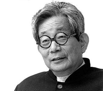 Kenzaburo Oé