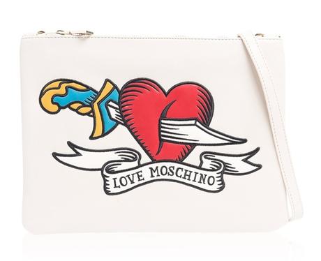Love Moschino, la marca que imita Chanel con un punto divertido