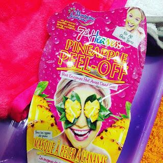 mascarilla facial, mascarilla, mascara facial, mascarilla peel off, peel off, 7th heaven, montagne jeunesse, pineapple Peel Off, mascarilla facial de piña, blogger alicante, solo yo, blogger solo yo, blog solo yo, beauty blogger, beauty youtuber, viernes de spa, 