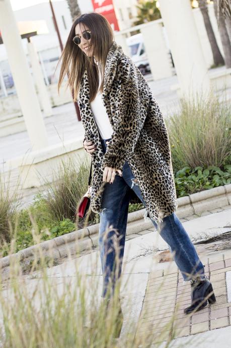 LEOPARD COAT LEOPARD COAT