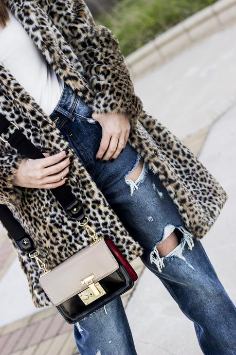 LEOPARD COAT LEOPARD COAT