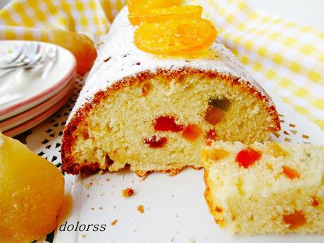 Plum cake con frutas confitadas