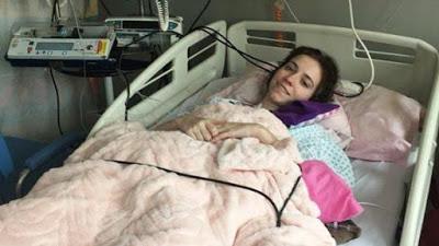 Gastroparesia: la rara enfermedad de Lily Tock, una adolescente de 16 años. Gastroparesia: la rara enfermedad de Lily Tock, una adolescente de 16 años.