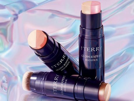 Strobing vs contouring en maquillaje y Glow Expert Duo Stick Strobing vs contouring en maquillaje y Glow Expert Duo Stick