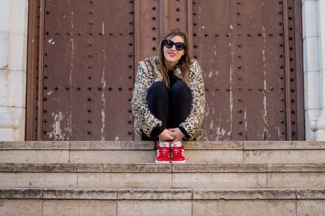 Look of the day: Adidas red gazelle photo DSC01993_zps1zua5lno.jpg