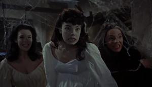 Para torear y casarse hay que arrimarse: Las novias de Drácula (The brides of Dracula, Terence Fisher, 1960)