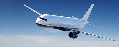 Esta aeromoza nos explica cómo sobrevivir a un accidente aéreo avion630