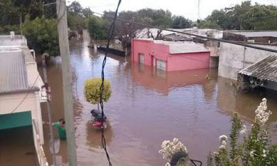 La Emilia / San Nicolás bajo el agua