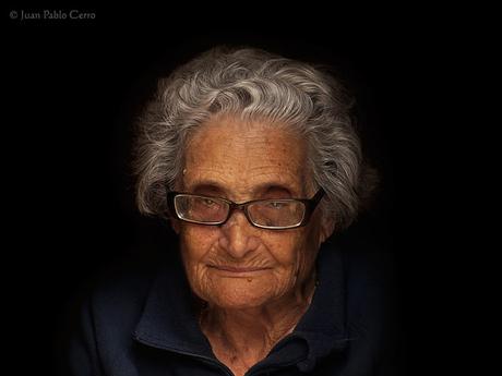 Regreso al Pasado : La mujer de los 100 años
