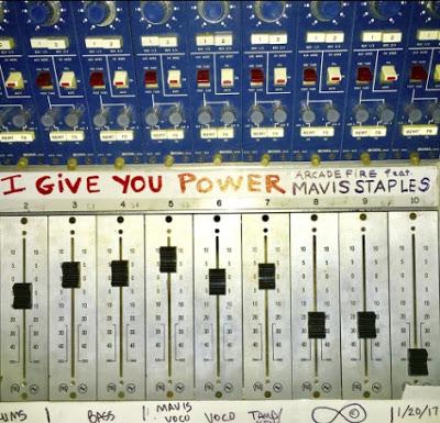 Escucha el nuevo single de Arcade Fire con Mavis Staples: 'I give you power'