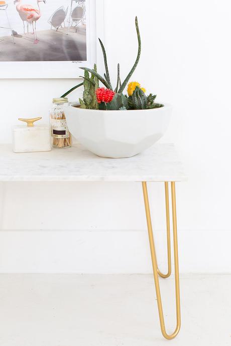 DIY: mesa auxiliar de mármol con patas de horquilla