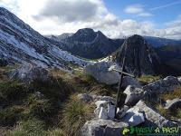 Ruta a Peña Melera y los Pandos. Buzón de cima de Peña Melera