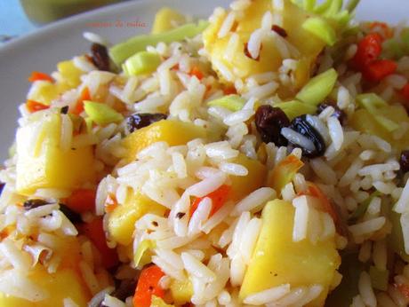 Salteado de arroz y mango