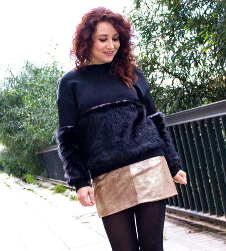 Melange-Boutique blog de moda, fashion blog melange_boutique_fashion_blog_de_moda_sudadera_boho_pelo_chic_outfit_falda_metalica_shein_mango_kaidandizo_antonioborjafotografos_11