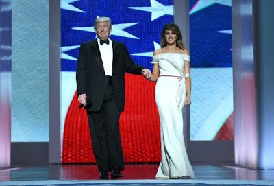 Donald Trump, Brioni, Presidente, USA, Estados Unidos, elegancia, estilo, Melania Trump, blog moda masculina, moda masculina, esmoquin, tuxedo, 