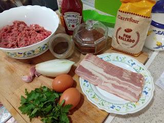 MEATLOAF (PASTEL DE CARNE ESTADOUNIDENSE) MEATLOAF (PASTEL DE CARNE ESTADOUNIDENSE)