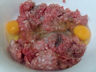 MEATLOAF (PASTEL DE CARNE ESTADOUNIDENSE) MEATLOAF (PASTEL DE CARNE ESTADOUNIDENSE)