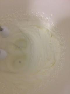 VASITOS DE CHEESECAKE CON FRESAS VASITOS DE CHEESECAKE CON FRESAS