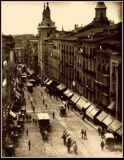 ¿Cuáles fueron las primeras calles de Madrid con aceras?