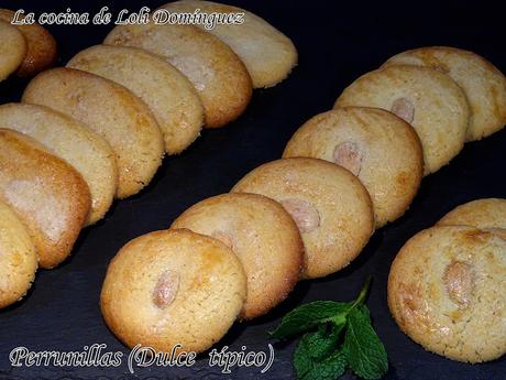 Perrunillas (Dulce típico) Perrunillas (Dulce típico)