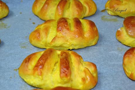 Bollitos de pan con leche condensada y calabaza