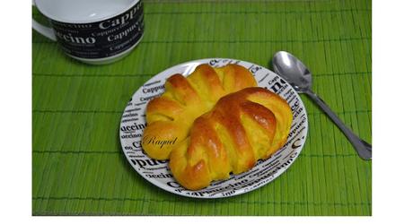 Bollitos de pan con leche condensada y calabaza