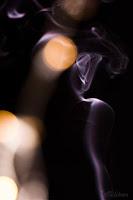 Luces de fondo pueden jugar en una preciosa fotografía de humo. Fotografiar-humo-Abuelohara
