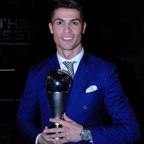 Cristiano Ronaldo, primer ganador The Best de la historia Cristiano Ronaldo gana The Best en medio de la polémica con el Barcelona