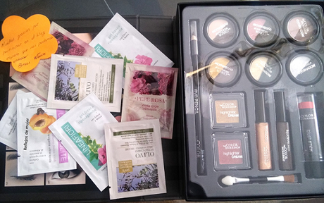 Sorteo de Navidad ganado kit maquillaje