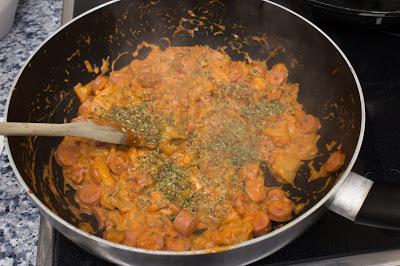 Berenjenas rellenas de chorizo de orza y salchichas de pavo