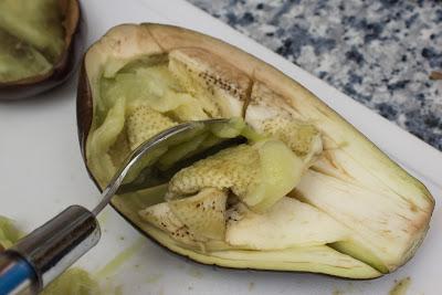 Berenjenas rellenas de chorizo de orza y salchichas de pavo