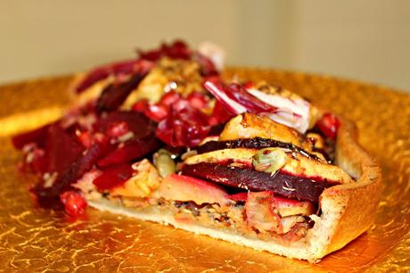 COCA DE HOJALDRE CON REMOLACHA Y MANZANA COCA DE HOJALDRE CON REMOLACHA Y MANZANA