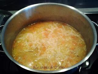 Sopa de endivias con arroz