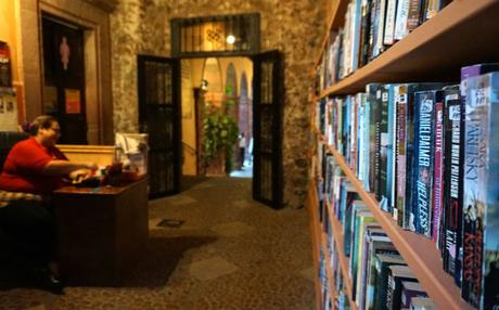 San Miguel de Allende: El poder de seducción de una ciudad colonial biblioteca-publica-sanmiguel