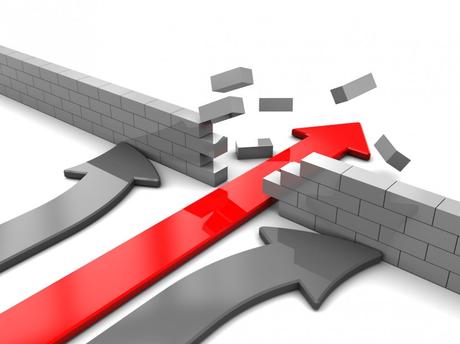 Cruzando fronteras. Hace falta valor Cruzando fronteras. Hace falta valor