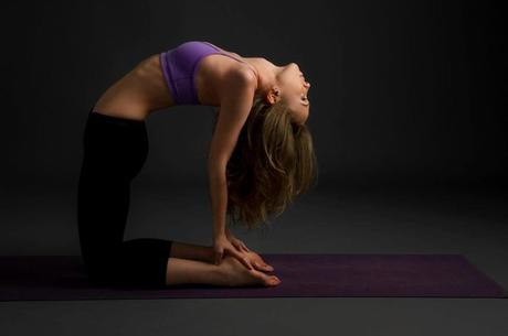 Los beneficios del yoga flow para todos