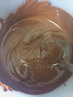 BROWNIE CON GALLETAS OREO BROWNIE CON GALLETAS OREO