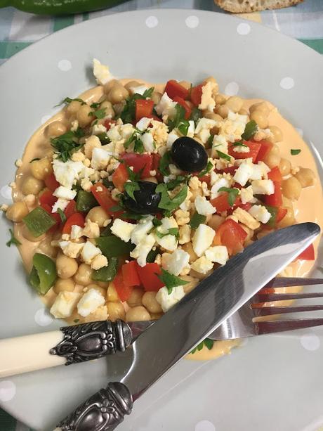 Garbanzos Con Salsa Andaluza Garbanzos Con Salsa Andaluza