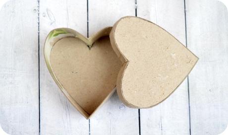 DIY: Caja en forma de corazon para San Valentin