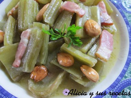 CARDOS A LA NAVARRA CON ALMENDRAS