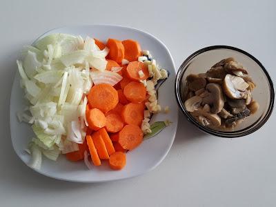 ESTOFADO DE PAVO AL PEDRO XIMENEZ ESTOFADO DE PAVO AL PEDRO XIMENEZ