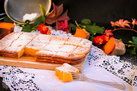 Pastel de batata y chocolate blanco o blondie de boniato