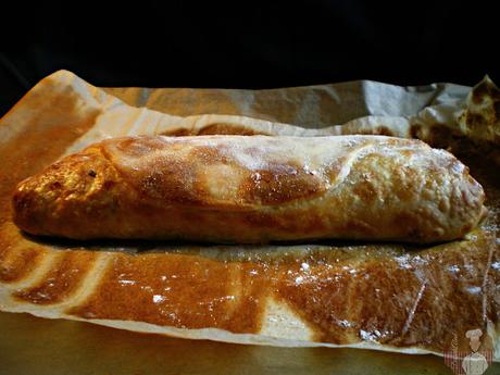 Calzone de salmón con verduras