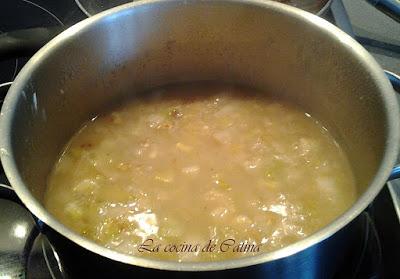 Alcachofas con almejas y chipirones Alcachofas con almejas y chipirones