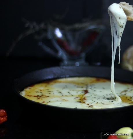 Provoleta con Salsa Arrabiata Provoleta con Salsa Arrabiata