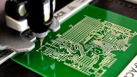 Pronto podrás imprimir tus placas de circuitos en casa y con apretar un botón